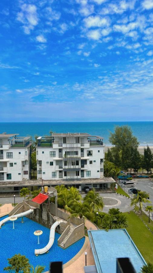 Swiss Garden Residence Pool Sea View Beach Resort Luxury Apartment & Family Suite Kuantan Exteriör bild