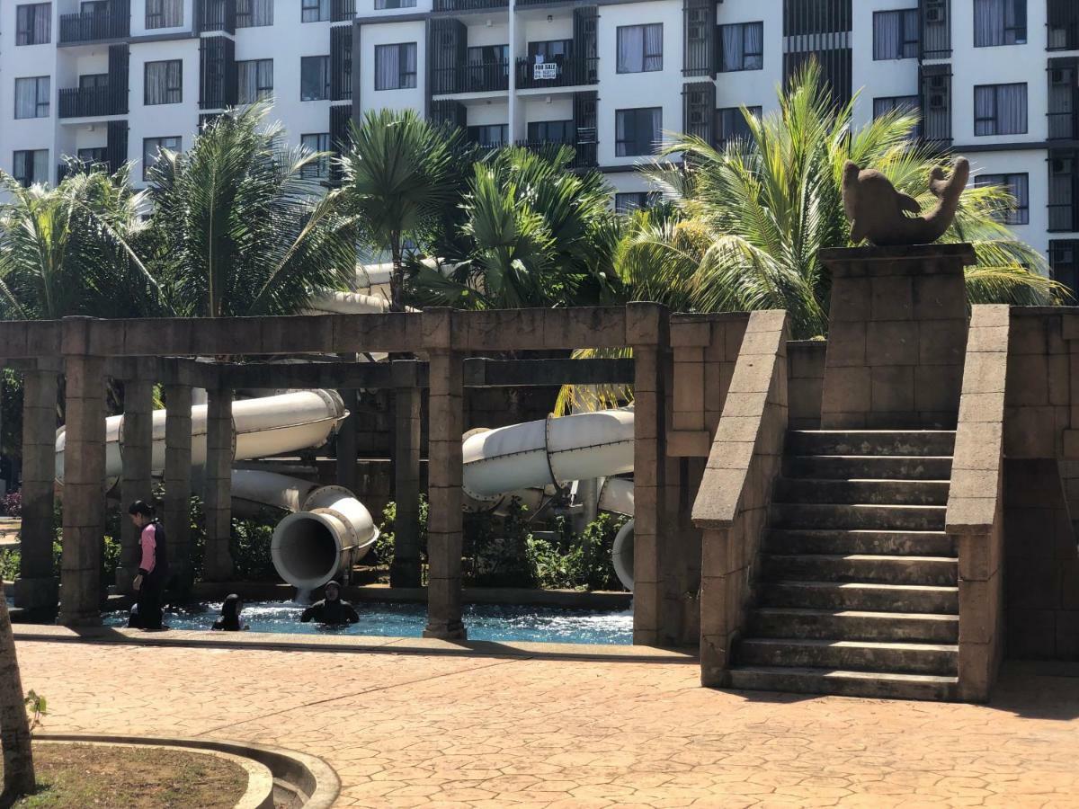 Swiss Garden Residence Pool Sea View Beach Resort Luxury Apartment & Family Suite Kuantan Exteriör bild