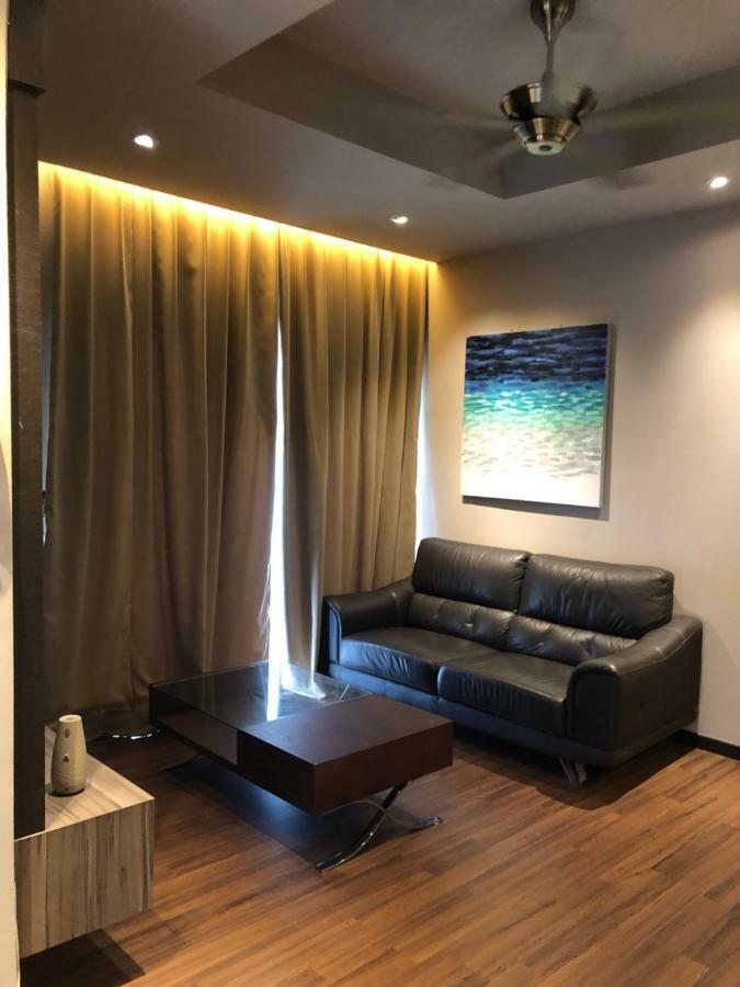 Swiss Garden Residence Pool Sea View Beach Resort Luxury Apartment & Family Suite Kuantan Exteriör bild