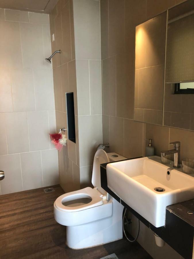 Swiss Garden Residence Pool Sea View Beach Resort Luxury Apartment & Family Suite Kuantan Exteriör bild